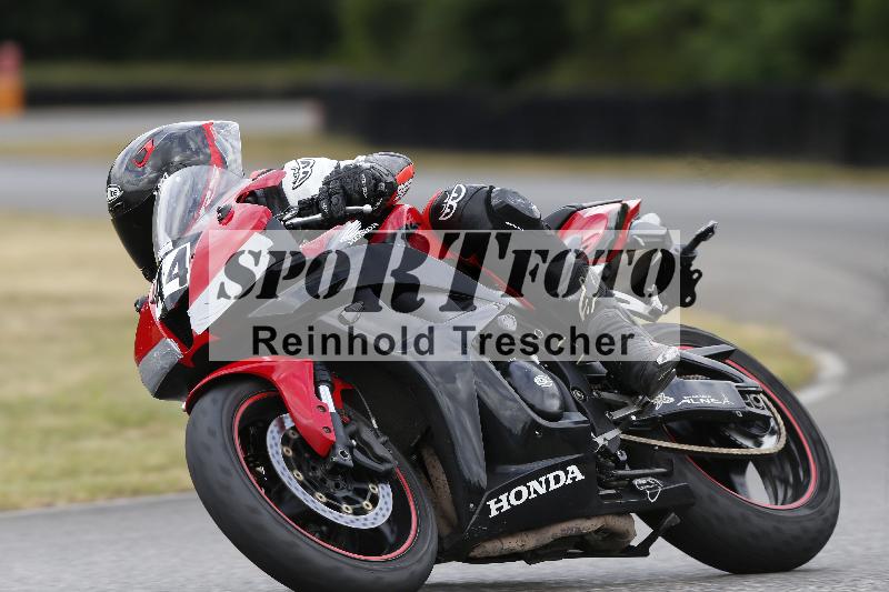 /32 07.07.2025 Plüss Moto Sport ADR/Freies Fahren/44